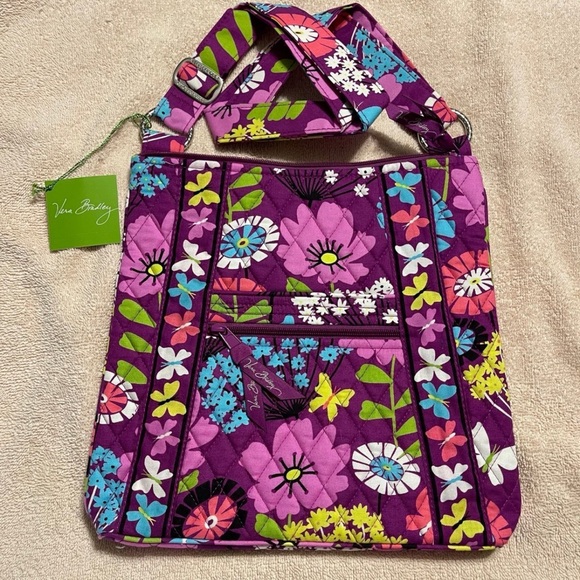 Vera Bradley Handbags - Vera Bradley Hipster Crossbody Bag. NWT. Flutterby
RARE RETIRED PATTERN